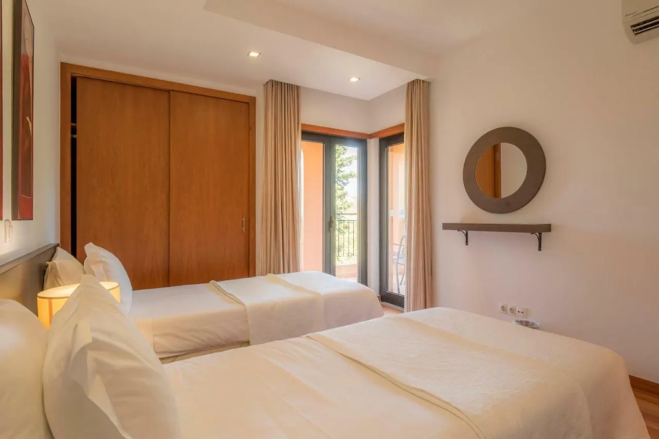 Luz Casas- Bayluz Apart,Pool,Beach, Tennis, Wifi,Aircon 0*, Praia Da Luz Portugal
