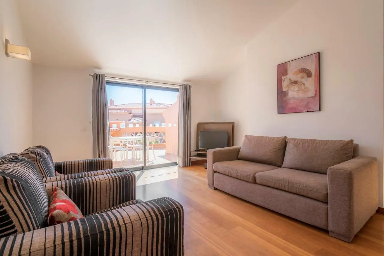 Apartment Luz Casas- Bayluz Apart,Pool,Beach, Tennis, Wifi,Aircon
