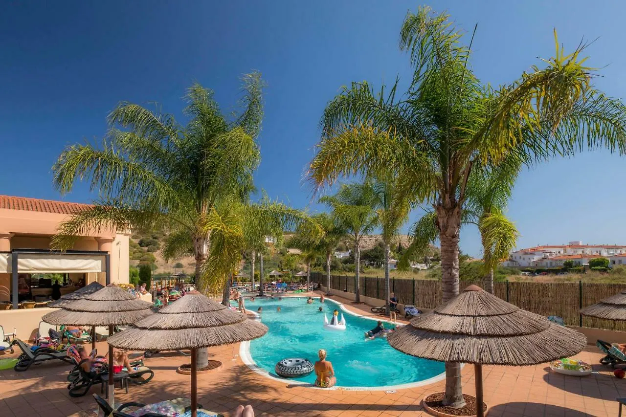 Luz Casas- Bayluz Apart,Pool,Beach, Tennis, Wifi,Aircon location