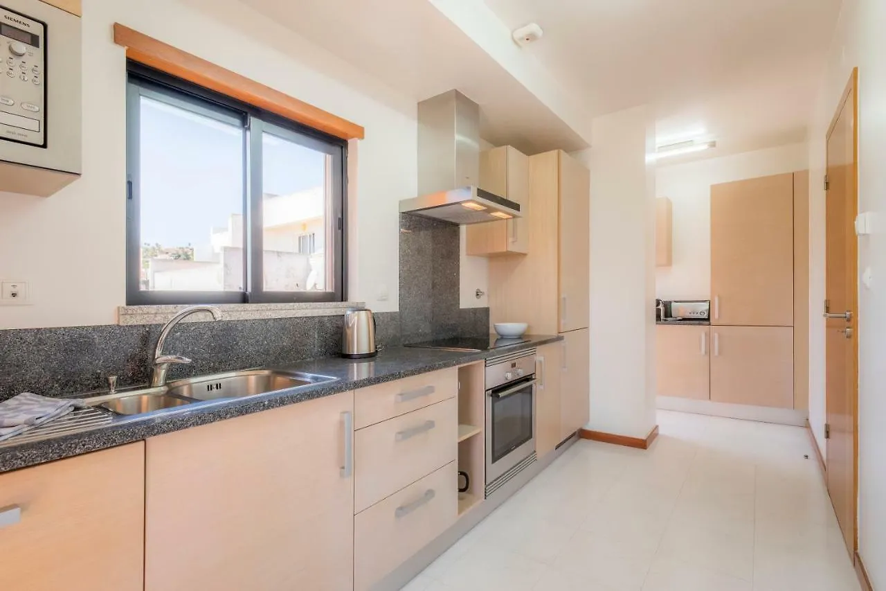 Luz Casas- Bayluz Apart,Pool,Beach, Tennis, Wifi,Aircon Apartment