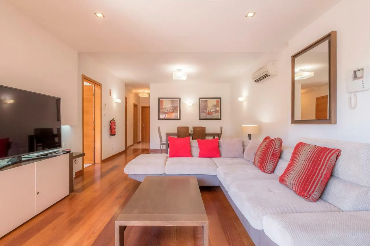 Luz Casas- Bayluz Apart,Pool,Beach, Tennis, Wifi,Aircon 0*, Praia Da Luz
