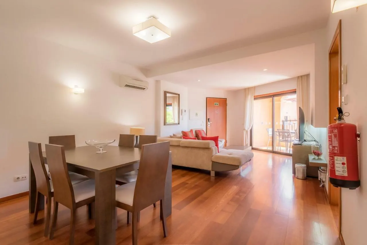 Luz Casas- Bayluz Apart,Pool,Beach, Tennis, Wifi,Aircon Apartment